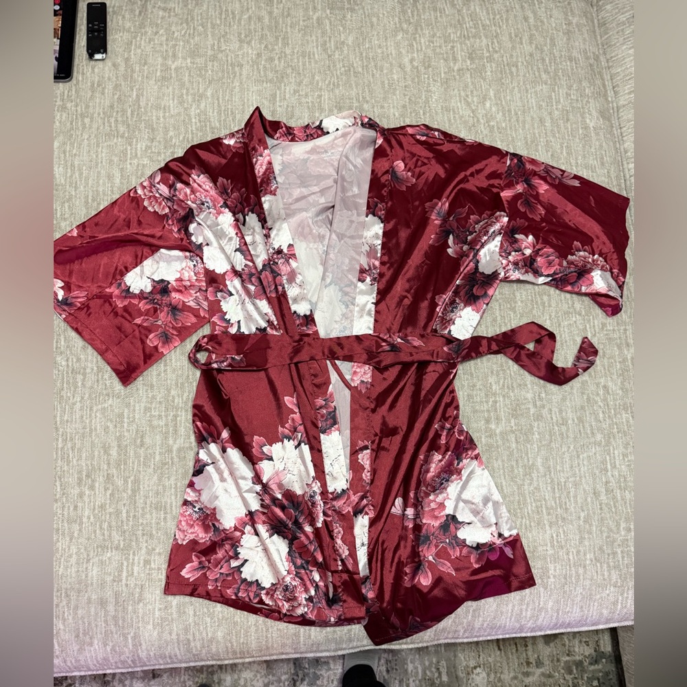 Azazie Robe - Burgundy